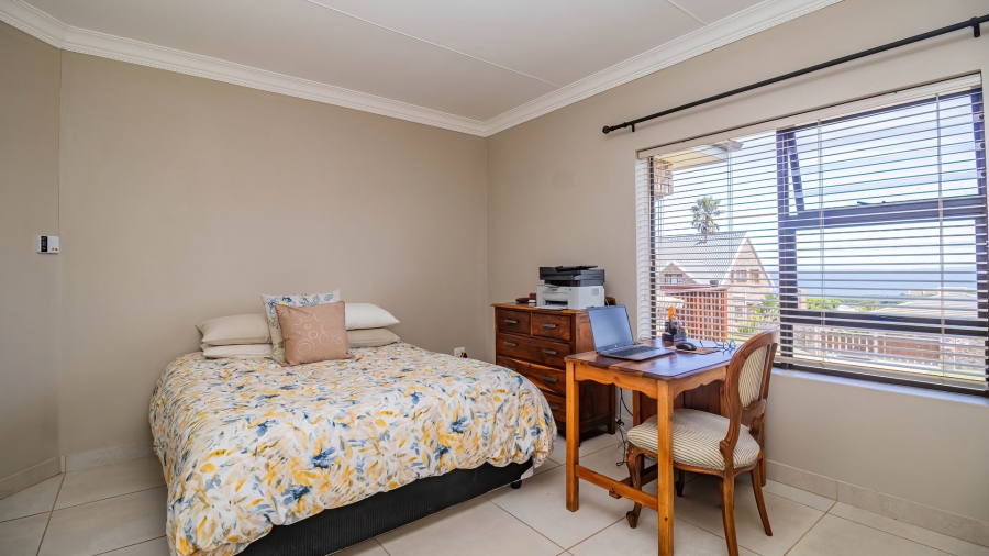 3 Bedroom Property for Sale in Dana Bay Western Cape